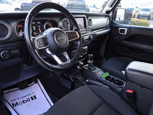 Used 2020 Jeep Wrangler Unlimited Sahara AWD/4WD image 12
