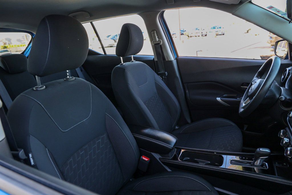 Used 2023 Nissan Kicks SV FWD image 22