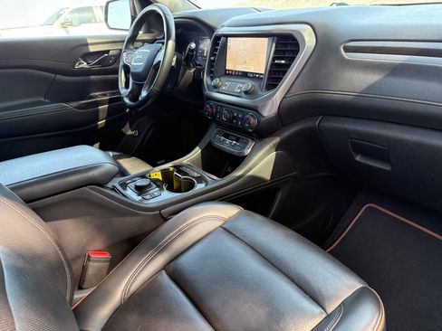Used 2021 GMC Acadia AT4 w/ Technology Package AWD/4WD image 12