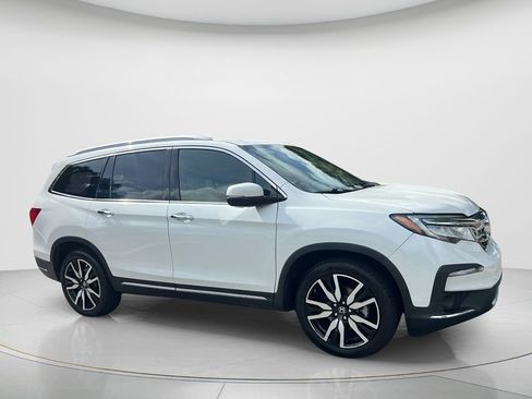 Used 2022 Honda Pilot Touring image 3