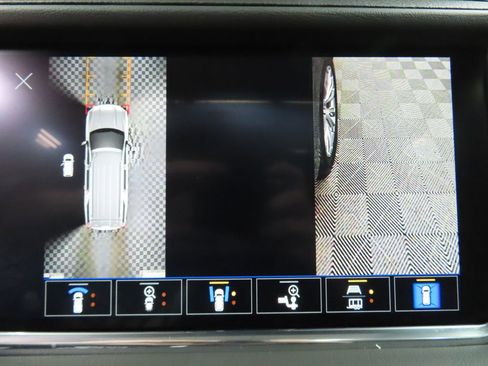 Used 2023 GMC Yukon Denali image 18