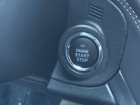 Used 2025 Subaru Outback Premium image 26