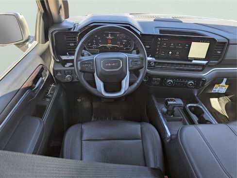 Used 2024 GMC Sierra 1500 SLT w/ SLT Premium Package image 12