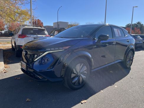Used 2023 Nissan Ariya AWD image 4
