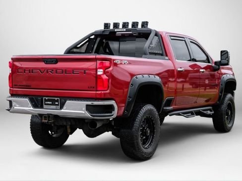 Used 2020 Chevrolet Silverado 2500 LTZ w/ LTZ Premium Package AWD/4WD image 6