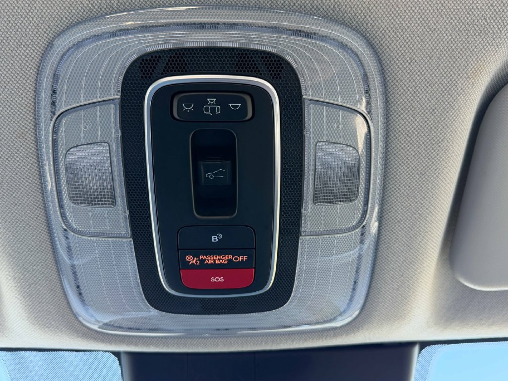 Used 2024 Hyundai Elantra Limited FWD image 39