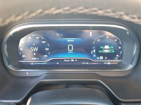 Used 2024 Chevrolet Tahoe LT AWD/4WD image 22