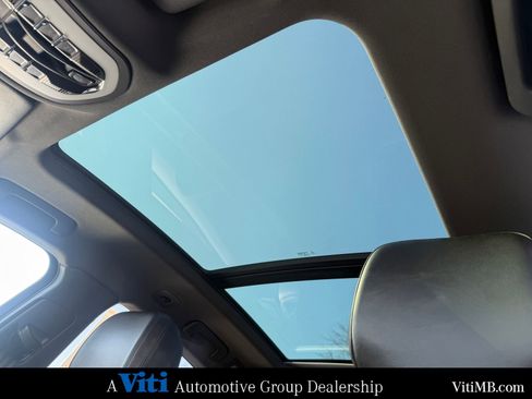 Used 2020 Porsche Macan image 19