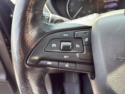 Used 2019 Cadillac XT4 Sport AWD/4WD image 17
