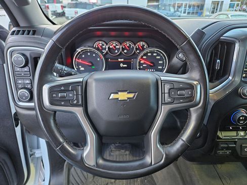 Used 2023 Chevrolet Silverado 2500 LT w/ Convenience Package image 18
