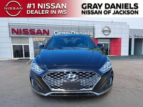 Used 2019 Hyundai Sonata Sport FWD image 2
