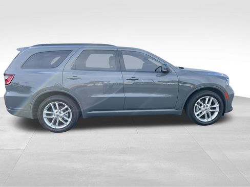 Used 2023 Dodge Durango GT RWD image 4