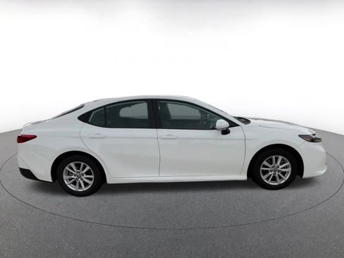 Used 2025 Toyota Camry LE FWD image 16