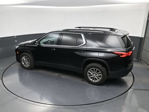 Used 2023 Chevrolet Traverse LT FWD image 29