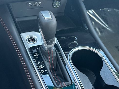 New 2025 Nissan Altima 2.5 SR image 24