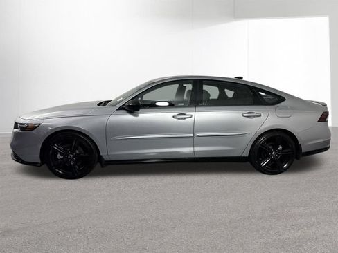 Used 2024 Honda Accord Sport image 31