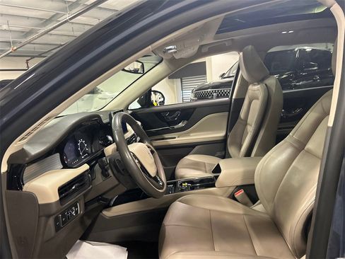 Certified 2022 Lincoln Corsair AWD w/ Premium Package image 10