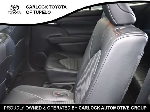 Used 2023 Toyota Highlander XSE AWD/4WD image 30