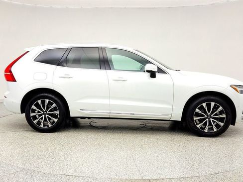 Used 2023 Volvo XC60 B5 Plus w/ Climate Package AWD/4WD image 4