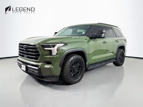 Used 2023 Toyota Sequoia SR5 w/ SR5 Premium Package AWD/4WD image 1