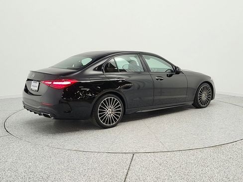 Used 2023 Mercedes-Benz C 300 Sedan image 5