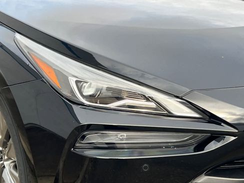 Certified 2022 Toyota Mirai w/ Advanced Technology Package RWD image 14