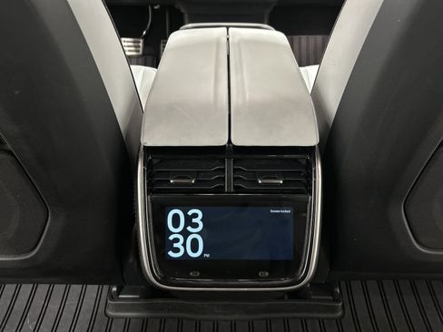 Used 2023 Rivian R1S Adventure image 30