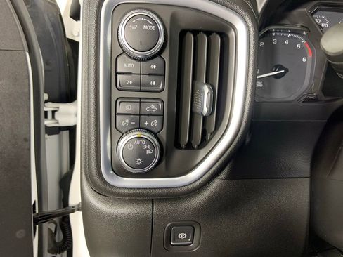 Used 2021 GMC Sierra 1500 Elevation w/ X31 Off-Road Package image 27