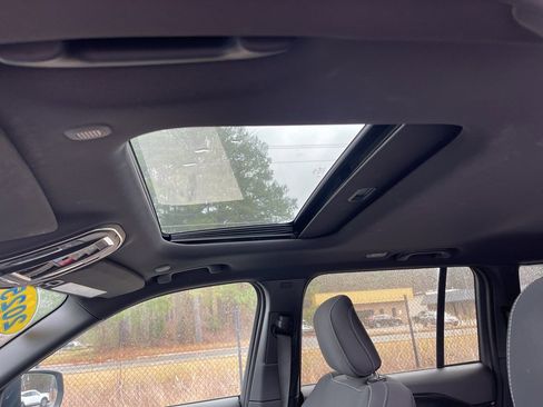 Used 2025 Jeep Grand Cherokee Laredo X w/ Luxury Tech Group I image 20