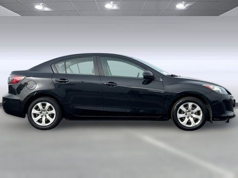 Used 2013 MAZDA MAZDA3 i SV image 7