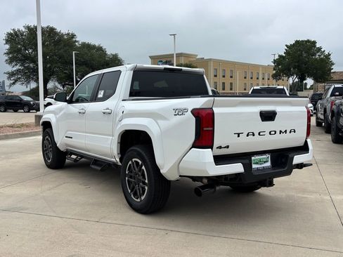 New 2026 Toyota Tacoma TRD Sport AWD/4WD image 3