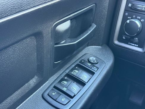 Used 2017 RAM 2500 Tradesman w/ Chrome Appearance Group image 22