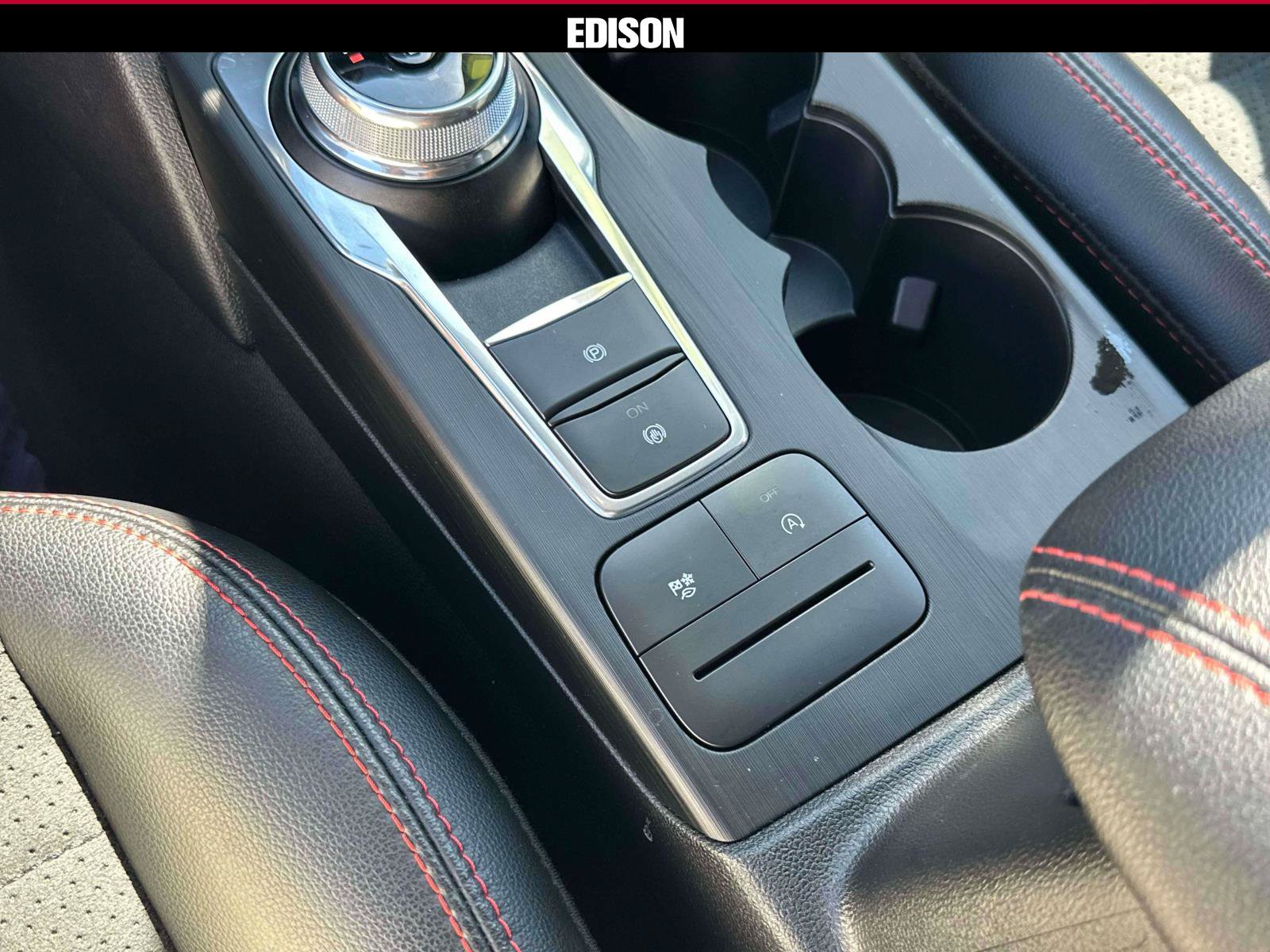 Used 2022 Ford Escape SEL w/ SEL Stealth AWD Package image 31