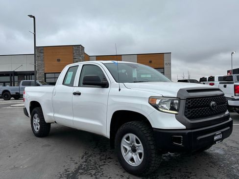 Used 2018 Toyota Tundra SR AWD/4WD image 1