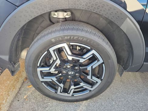 Used 2025 Hyundai Santa Cruz Limited image 10