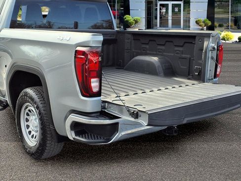 Used 2025 GMC Sierra 1500 Pro w/ Pro Value Package image 27