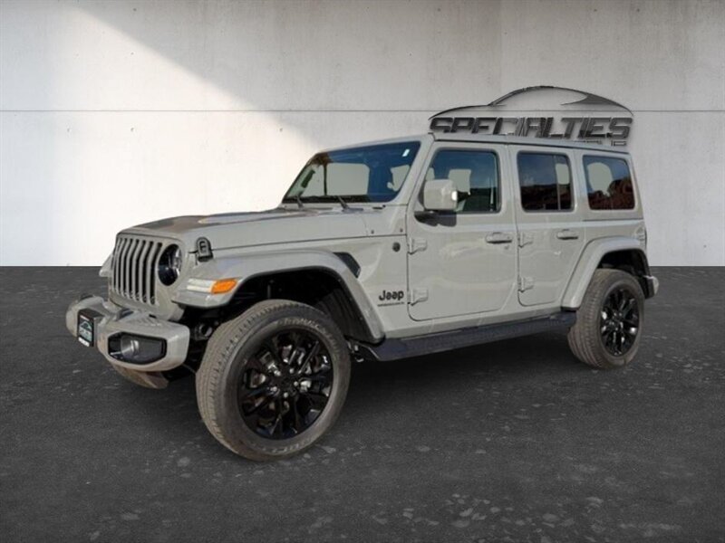 Used 2023 Jeep Wrangler Unlimited Sahara AWD/4WD image 8