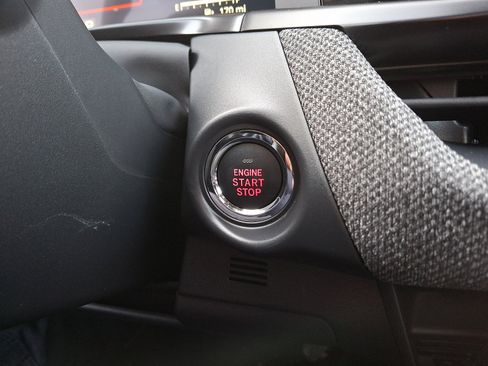 New 2026 Subaru Outback Limited image 16