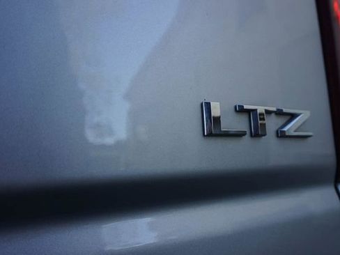 Used 2022 Chevrolet Silverado 2500 LTZ w/ LTZ Convenience Package image 35