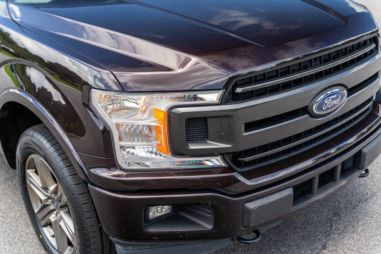 Used 2020 Ford F150 XLT w/ Equipment Group 302A Luxury AWD/4WD image 10