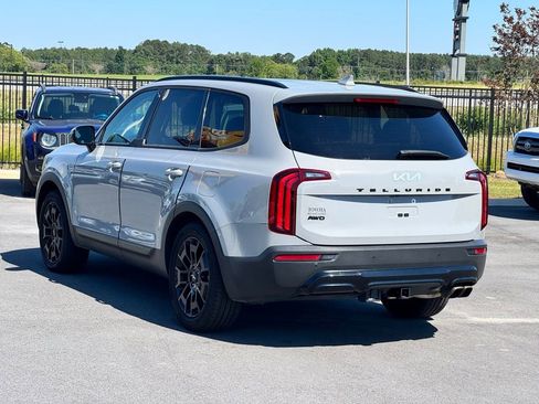 Used 2022 Kia Telluride SX w/ Nightfall Edition Package AWD/4WD image 8