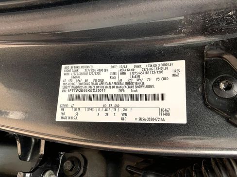 Certified 2019 Ford F250 Lariat w/ Chrome Package image 36