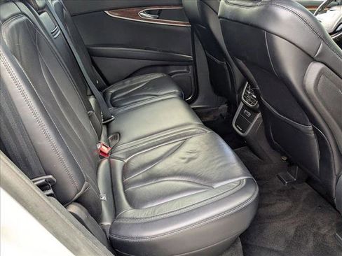 Used 2018 Lincoln MKX Reserve w/ Lincoln MKX Climate Package image 20