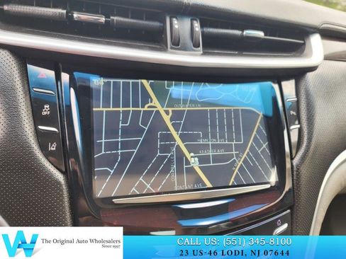 Used 2013 Cadillac XTS Premium AWD/4WD image 18