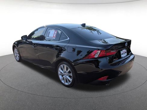 Used 2015 Lexus IS 250 RWD image 3