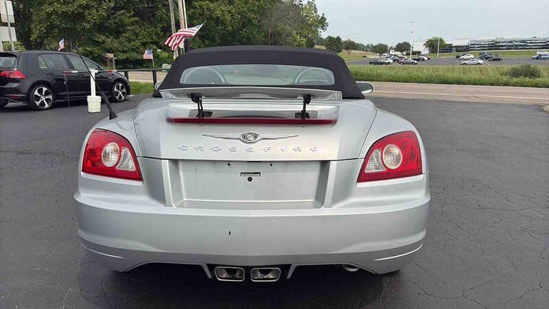 Used 2007 Chrysler Crossfire Limited RWD image 7