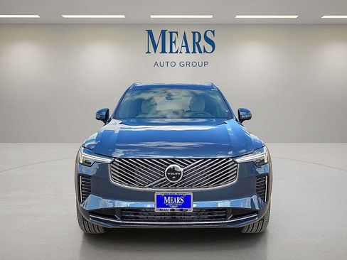 New 2026 Volvo XC90 B6 Plus w/ Protection Package Premier image 8