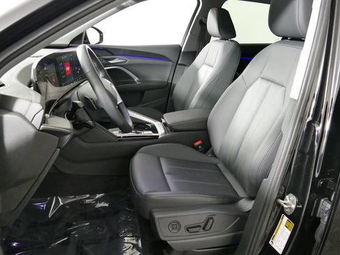 Used 2025 Audi Q5 Premium w/ Convenience Package AWD/4WD image 10