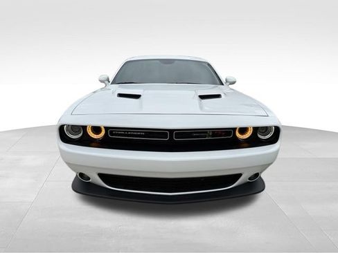 Used 2016 Dodge Challenger R/T Scat Pack w/ Leather Interior Group RWD image 8