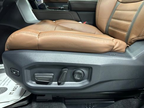 Used 2025 Toyota Tundra 1794 Edition image 13